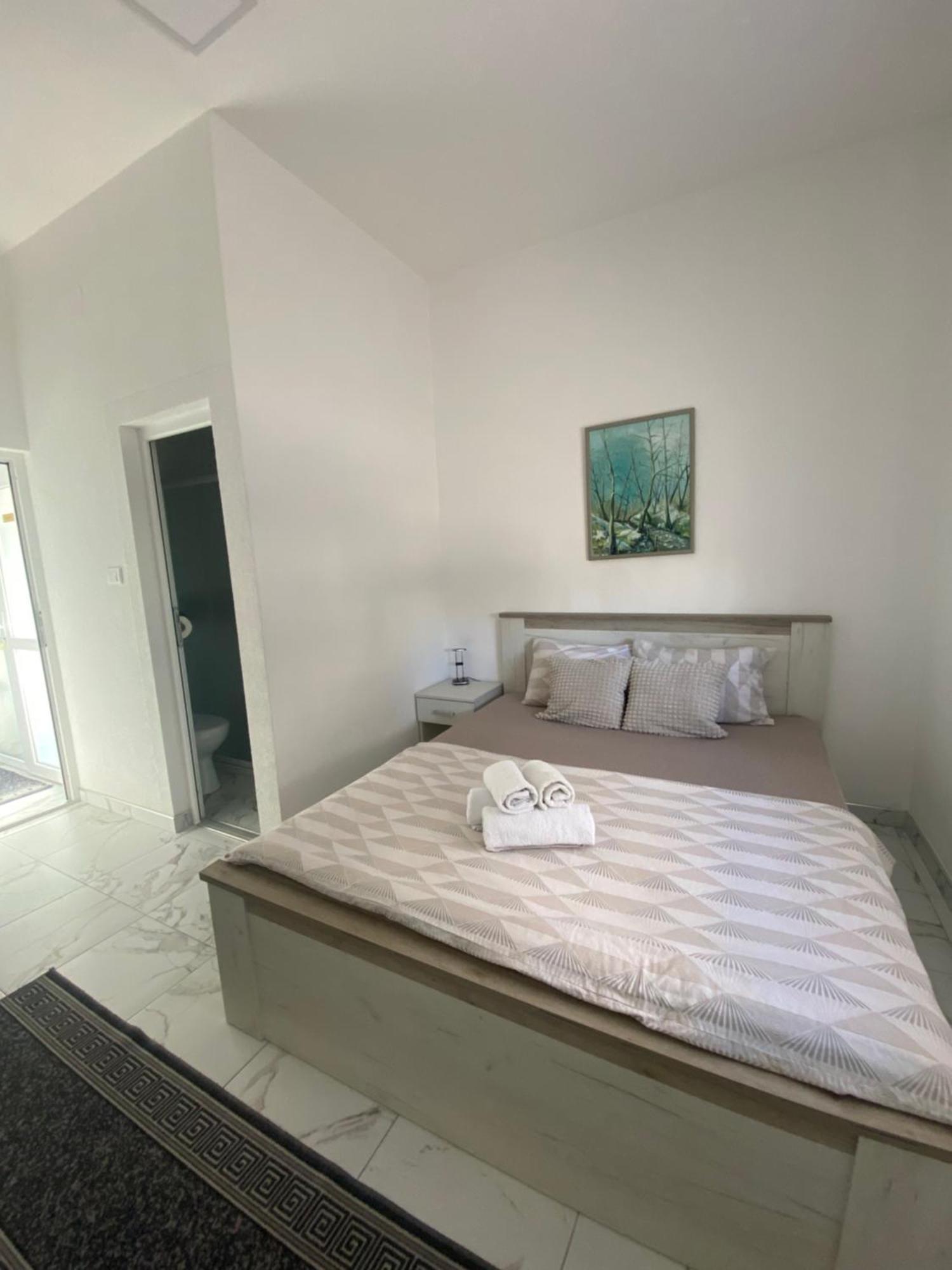 Vila Safir Loznica Esterno foto