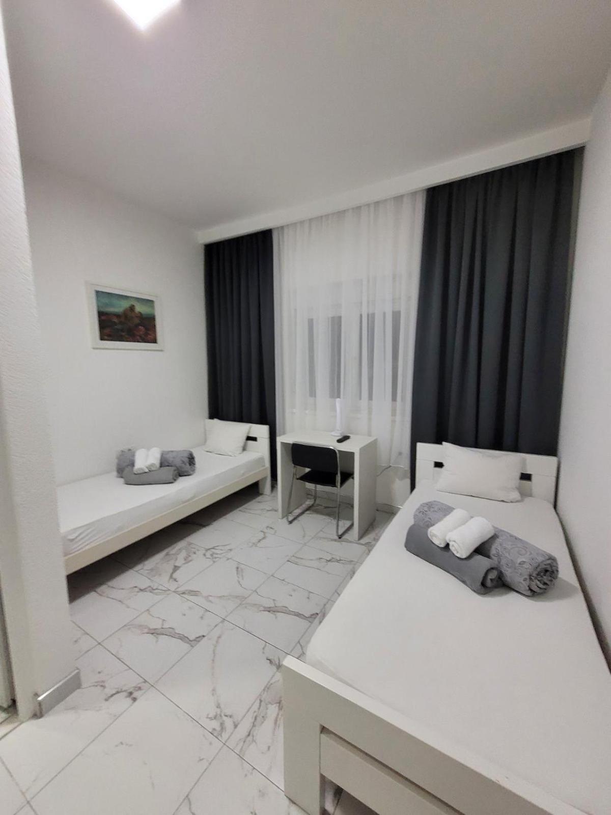 Vila Safir Loznica Esterno foto